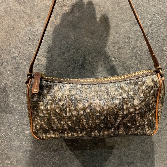 Authentic Michael Kors Shoulder bag - Picture 10 of 12
